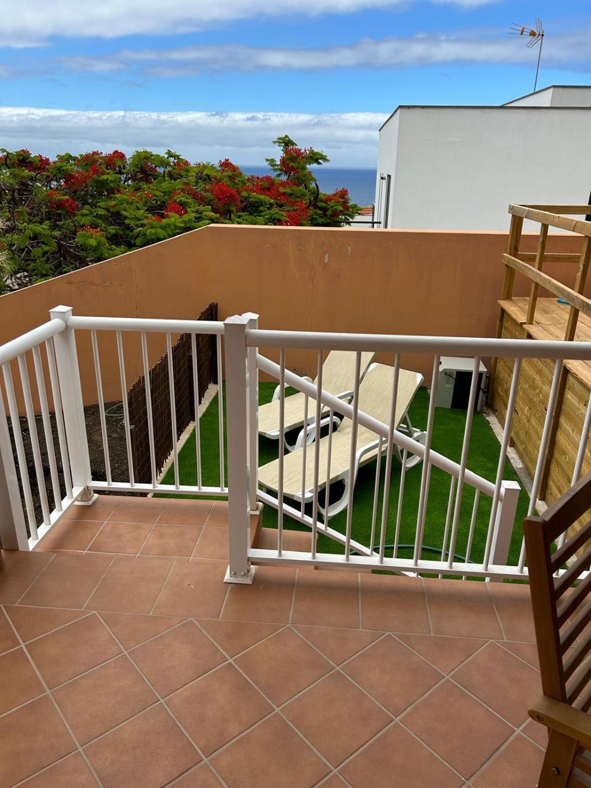 Chalet Piscina Privada Max 26º Jardin, Tranquilidad Caleta de Interian